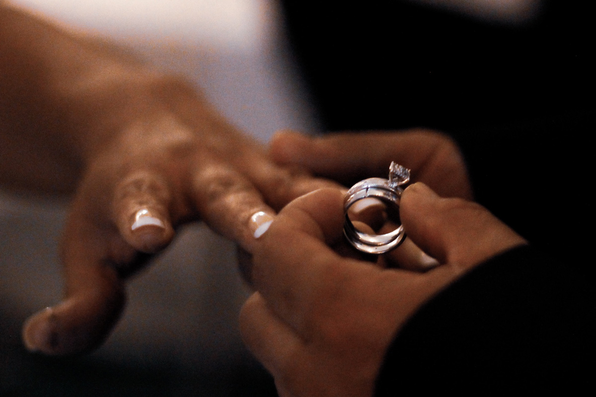 Can you make a sales ring smaller without cutting it