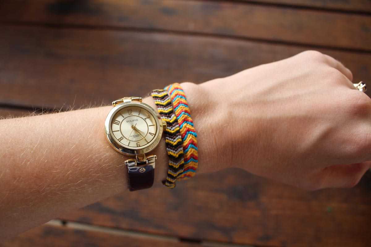 How to Make a Chevron Friendship Bracelet