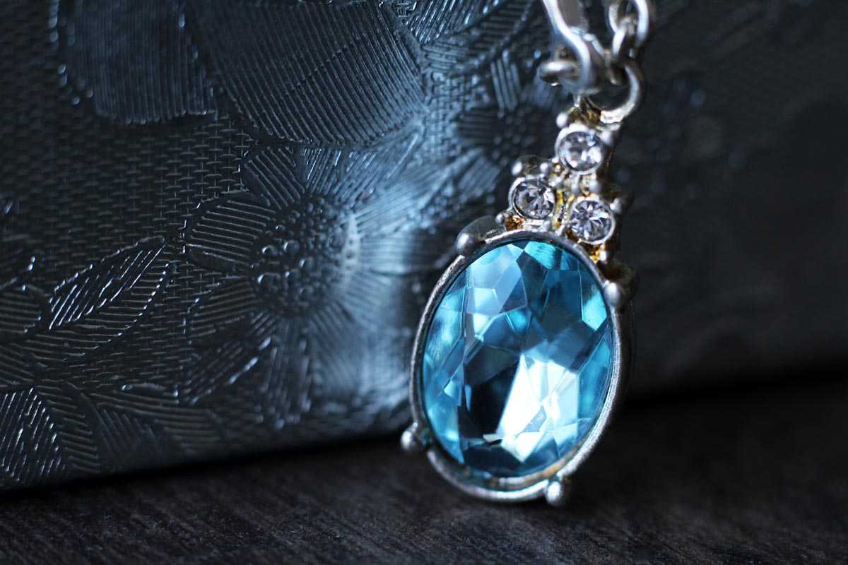 blue-Topaz