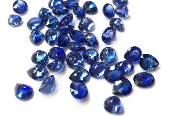 blue-crystal-stone-sapphire