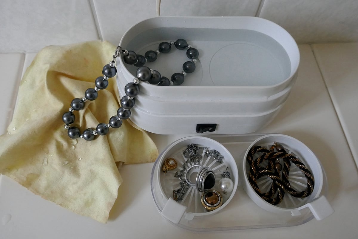 Homemade Jewelry Cleaner Solution  Homemade jewelry cleaner, Ultrasonic  jewelry cleaner, Sonic jewelry cleaner