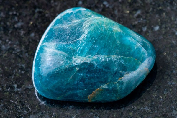 blue-apatite-crystal