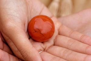 how to use crystal ball and benefits of using crystal ball