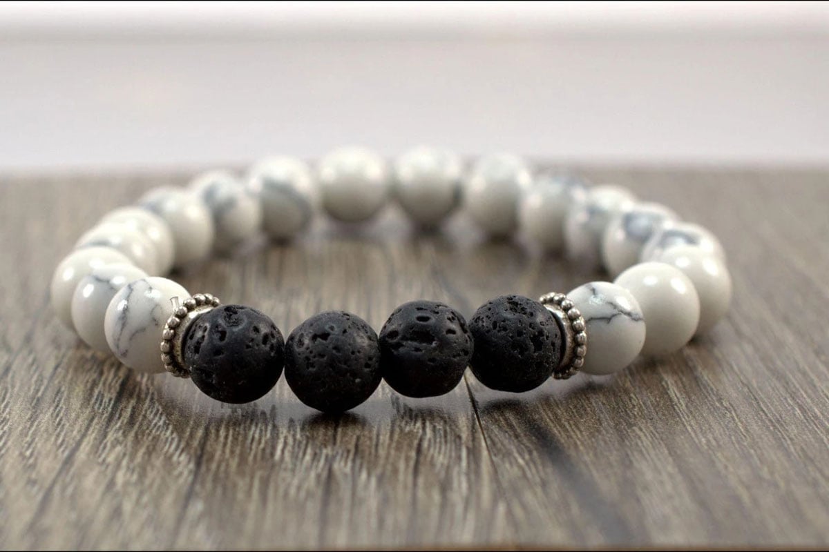 Diffuser bracelet lava stone