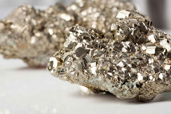 crystals-for-studying-pyrite