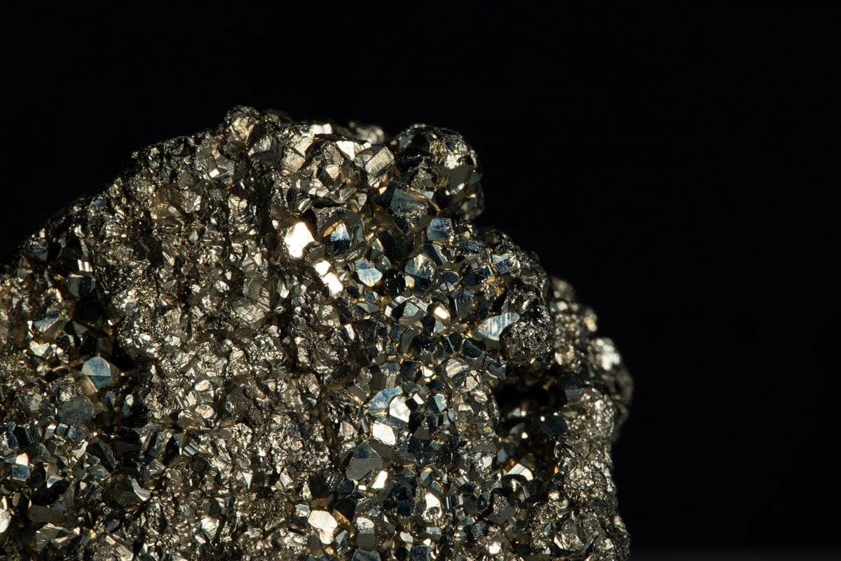 pyrite-meaning-and-healing-properties